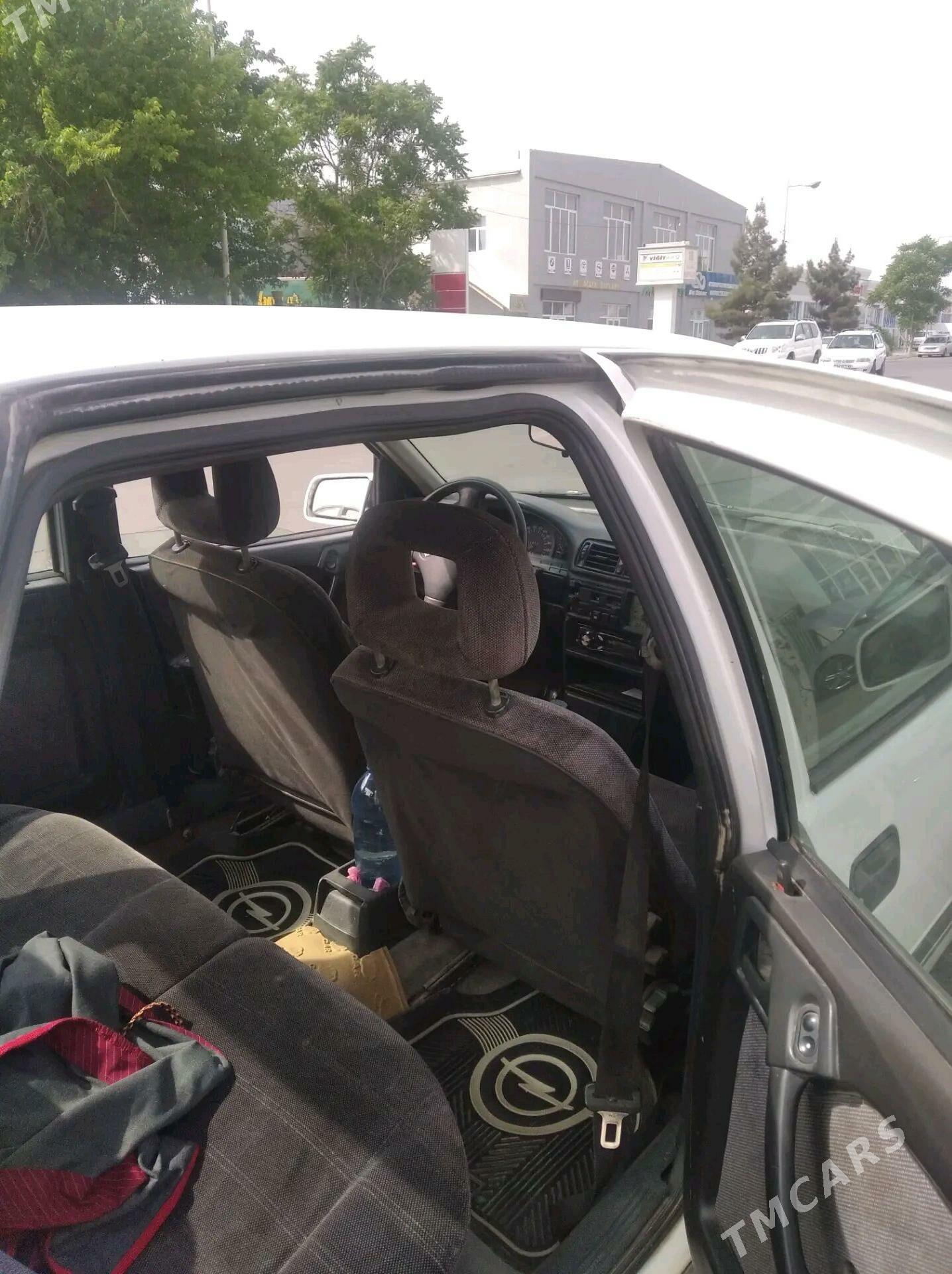 Opel Vectra 1992 - 43 000 TMT - Векильбазар - img 3