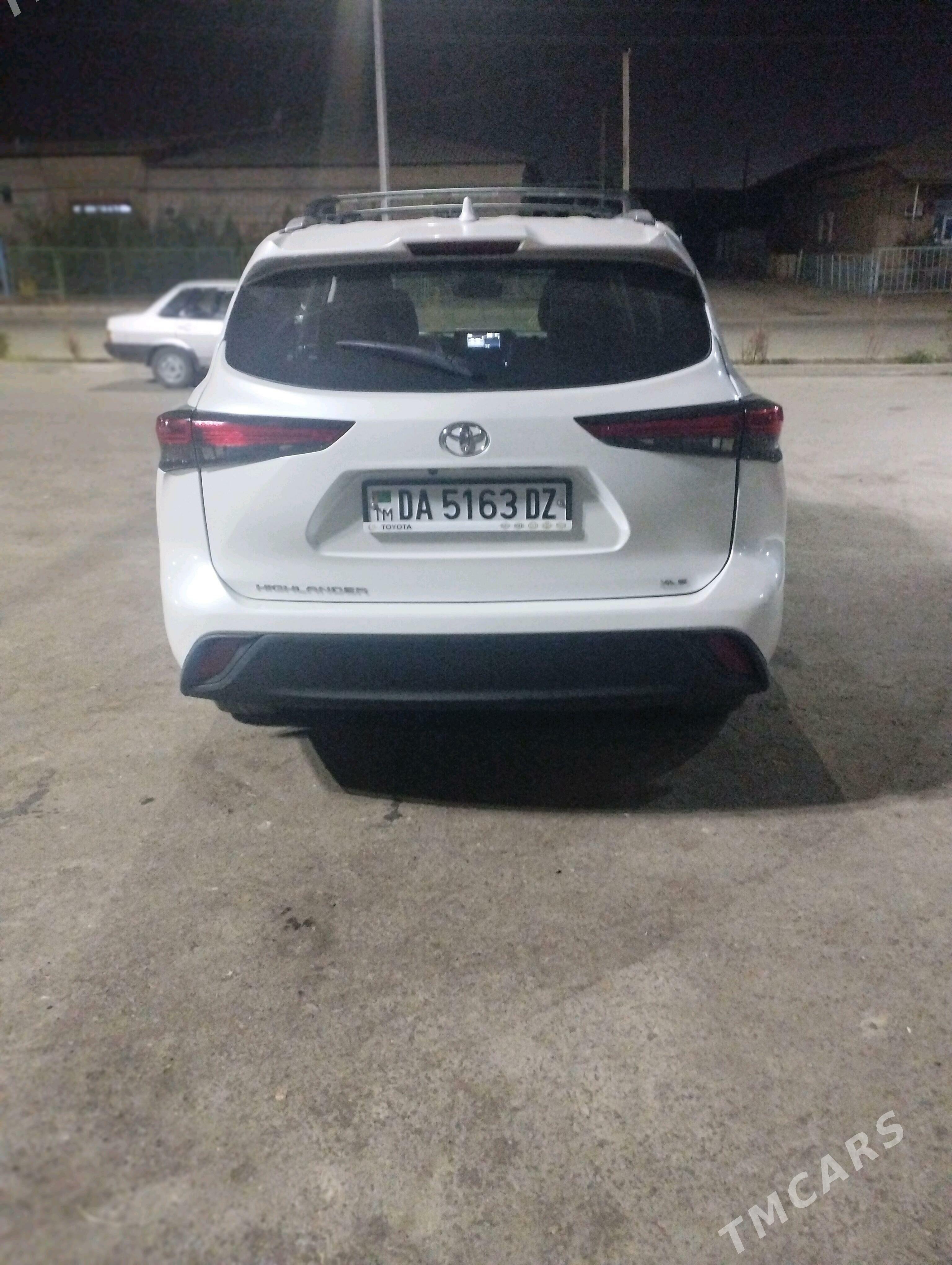 Toyota Highlander 2022 - 440 000 TMT - Дашогуз - img 3
