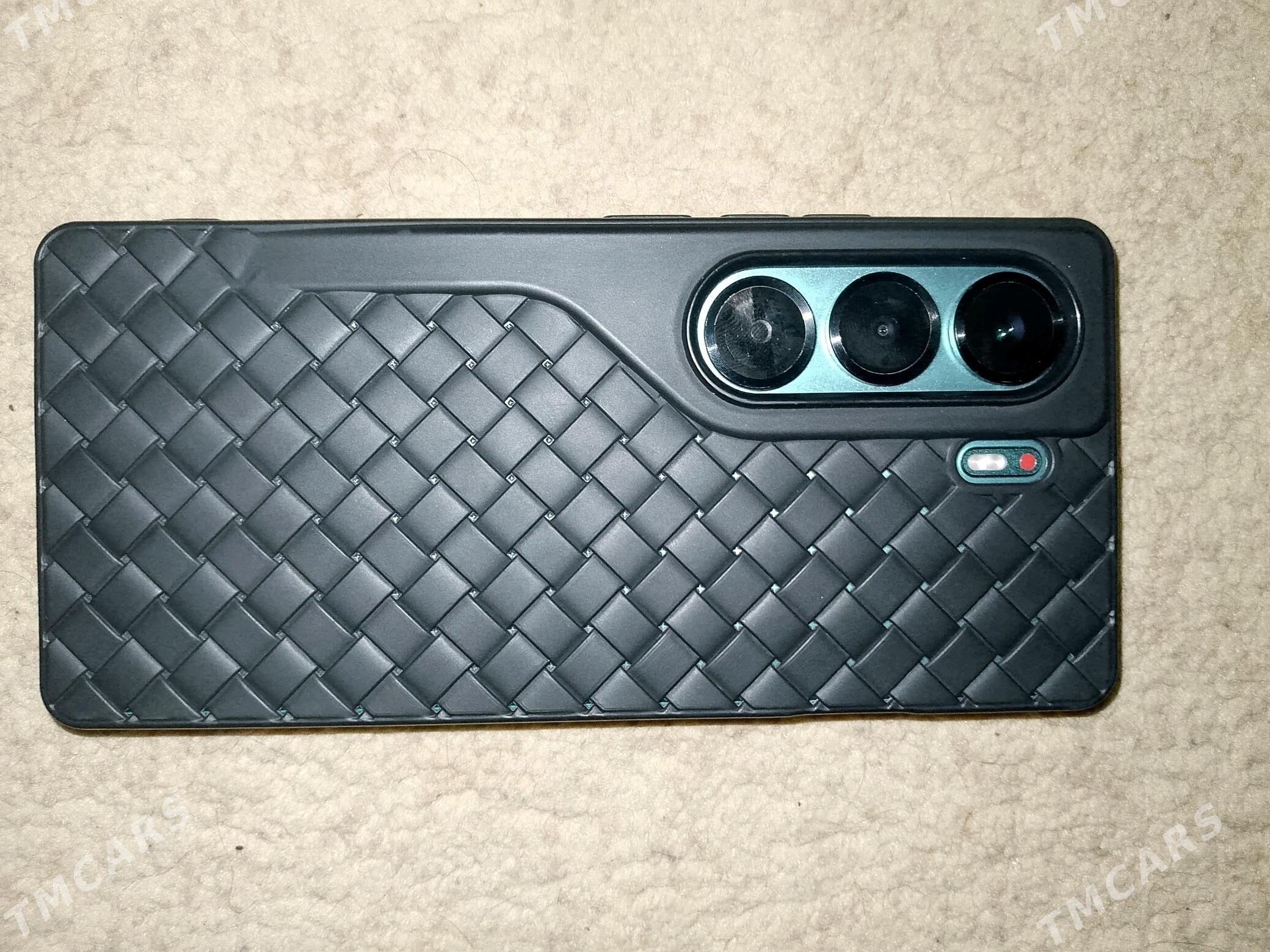 TECNO CAMON 40 Ram 8+8 Gb 128 - Parahat 4 - img 2