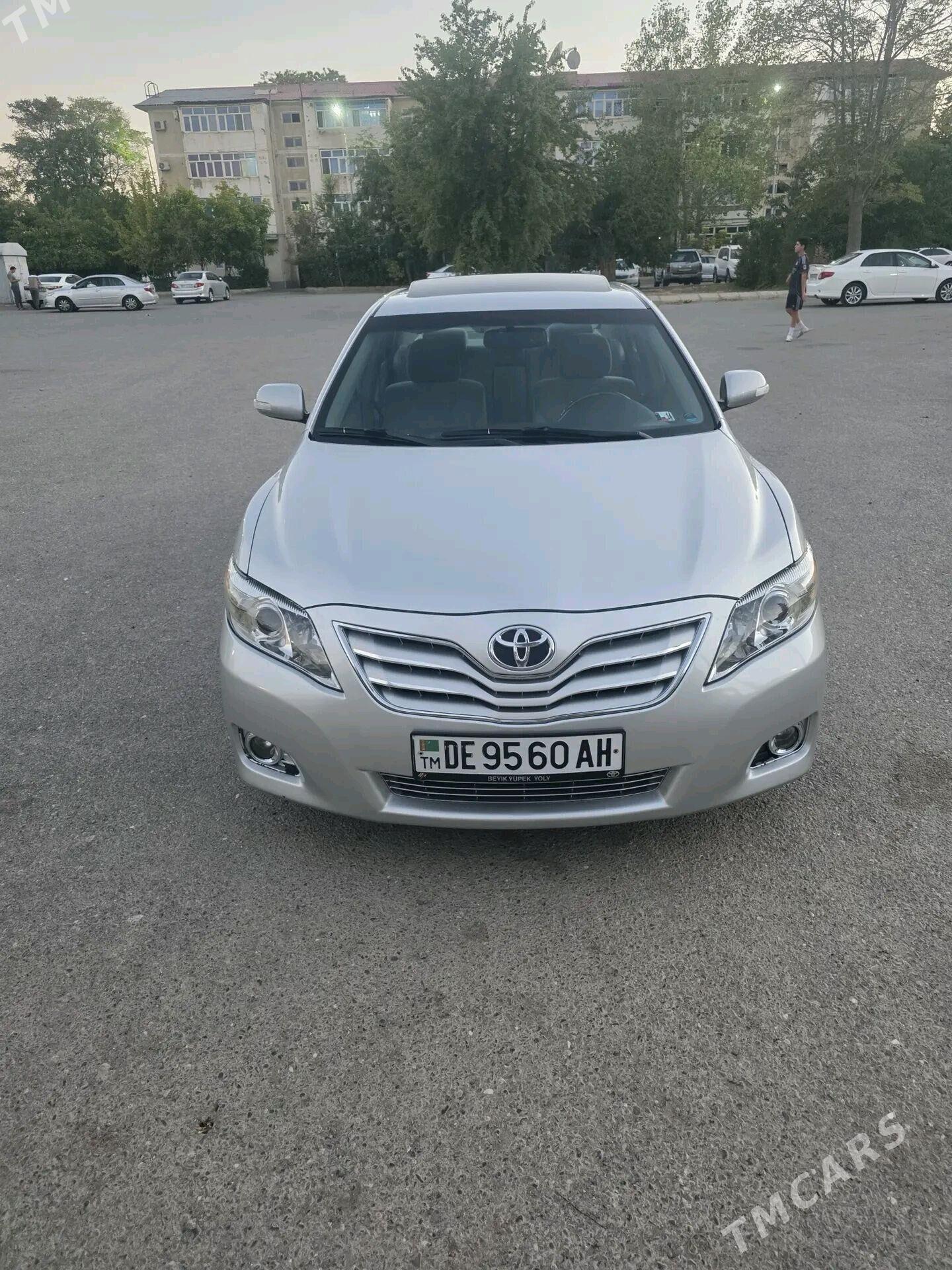 Toyota Camry 2011 - 225 000 TMT - Ашхабад - img 2