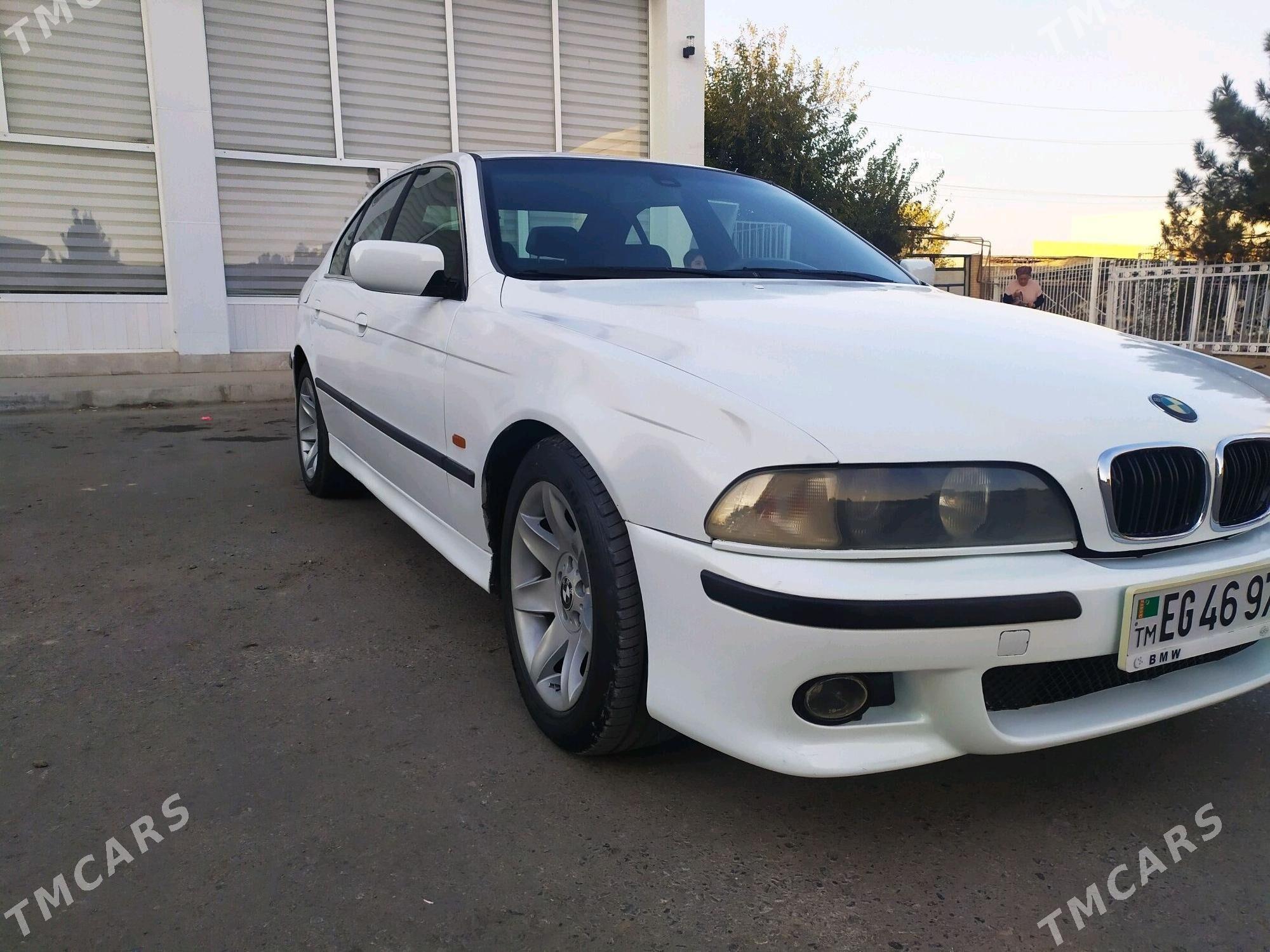 BMW E39 1999 - 75 000 TMT - Türkmenabat - img 2