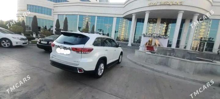 Toyota Highlander 2019 - 475 000 TMT - Sakarçäge - img 8