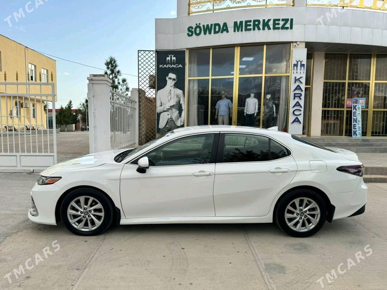 Toyota Camry 2021 - 285 000 TMT - Балканабат - img 2