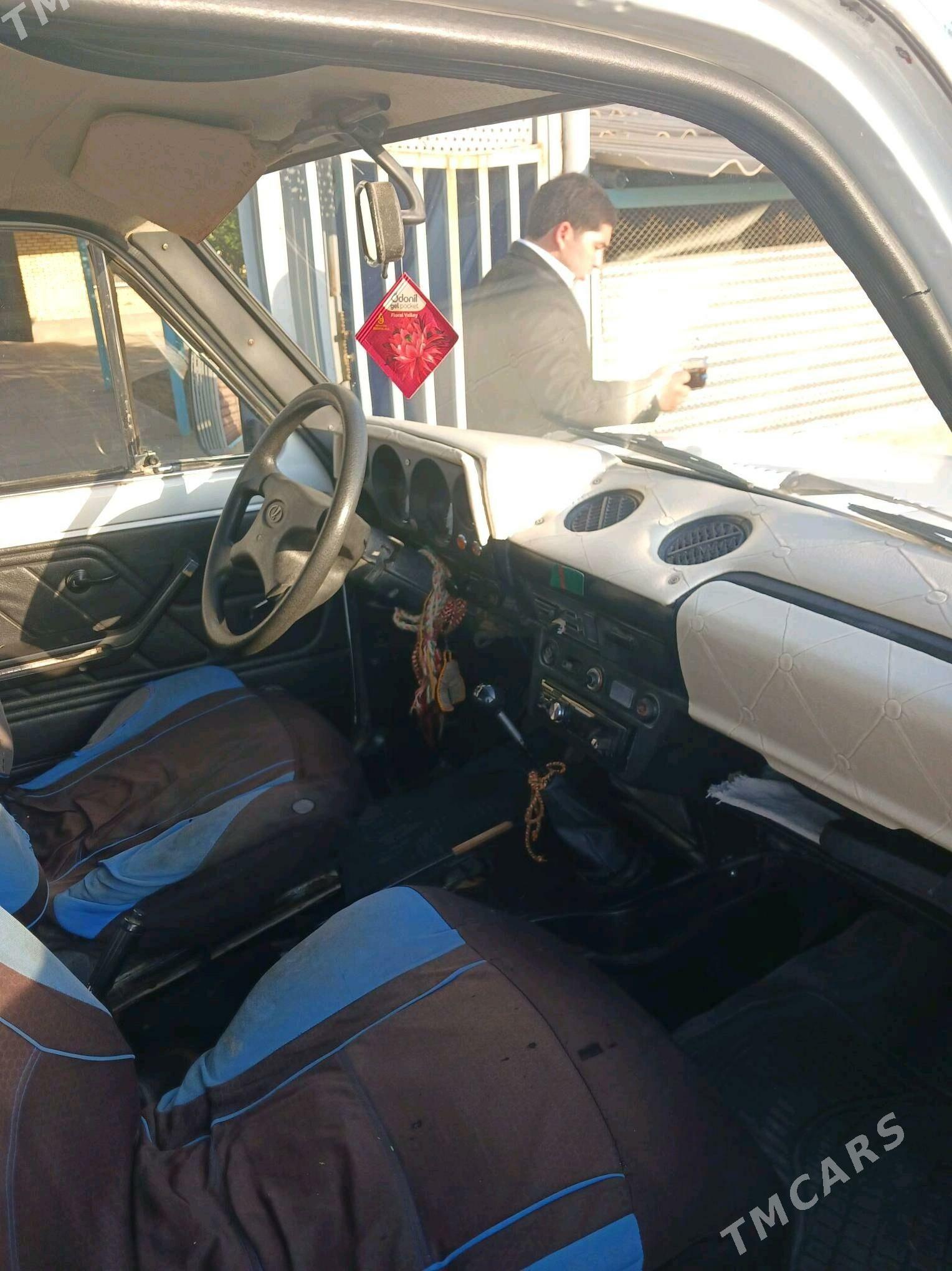 Lada Niva 1985 - 45 000 TMT - Ýaşlyk - img 3