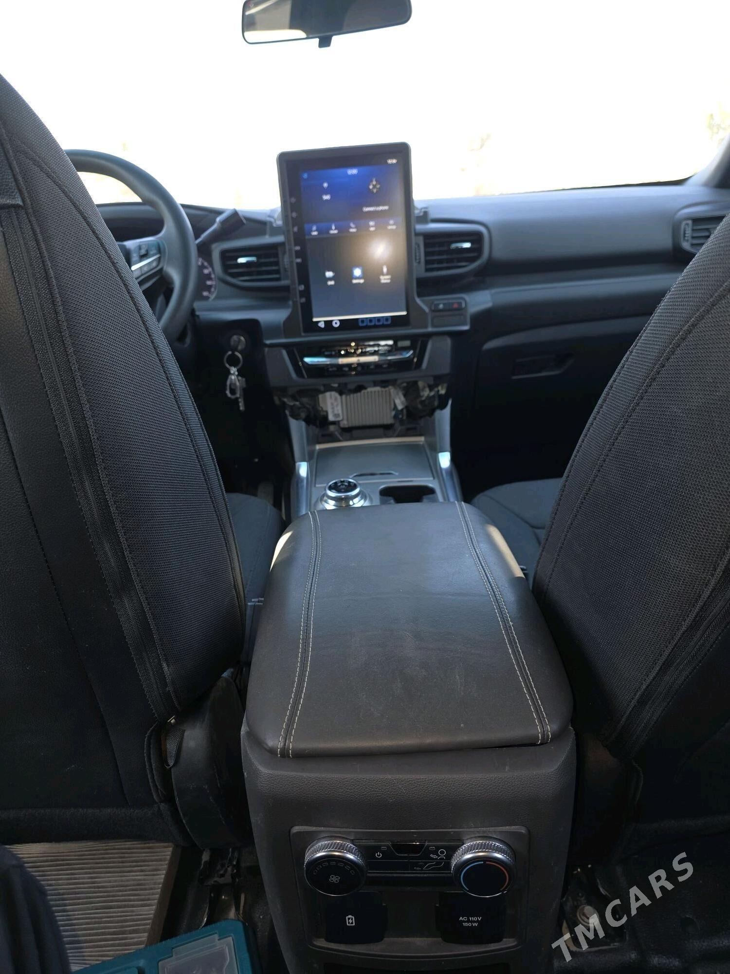 Ford Explorer 2022 - 290 000 TMT - Podwoýski köç. (Bitarap Türkmenistan şaýoly) - img 2