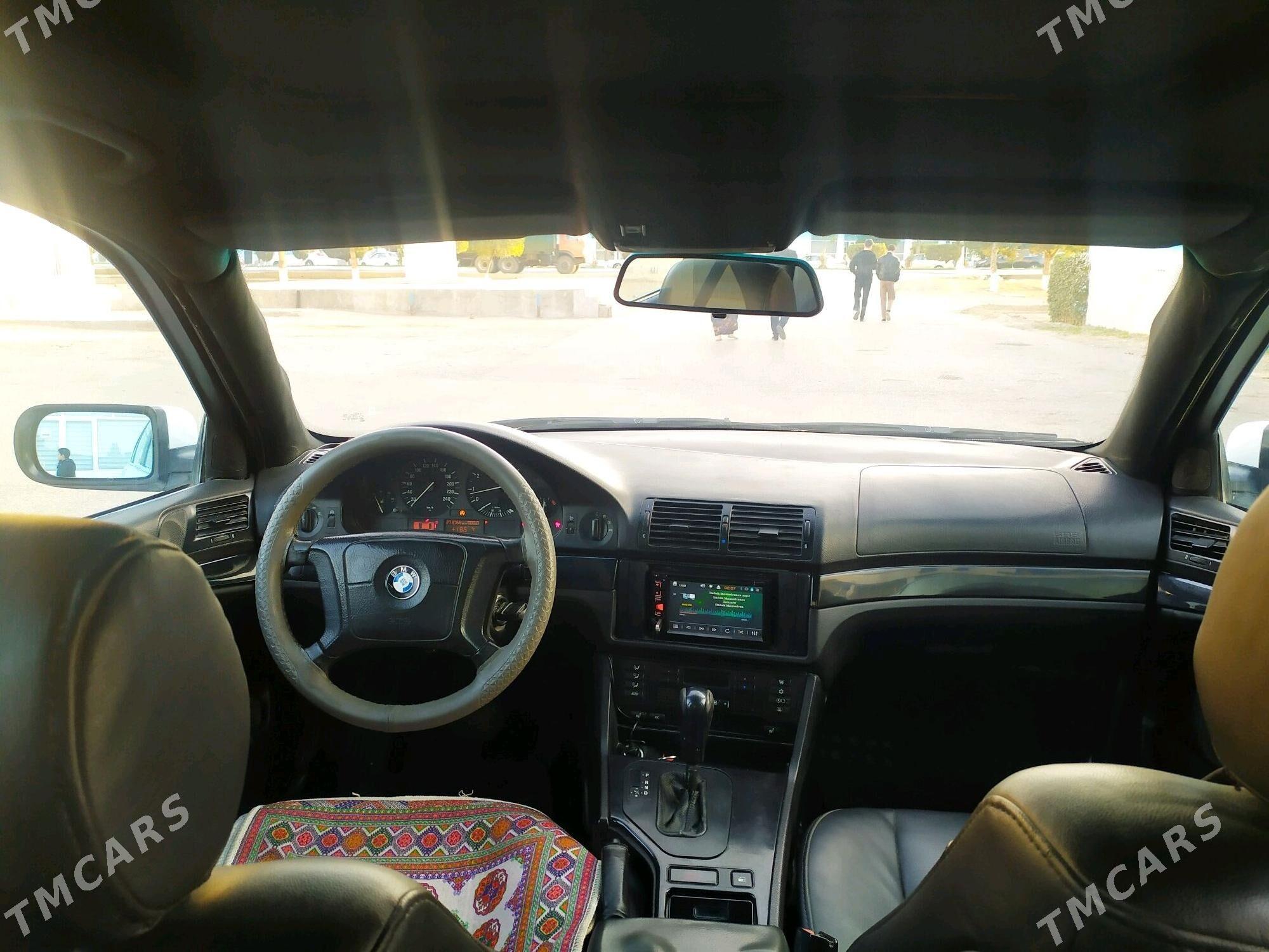 BMW E39 1999 - 75 000 TMT - Türkmenabat - img 7