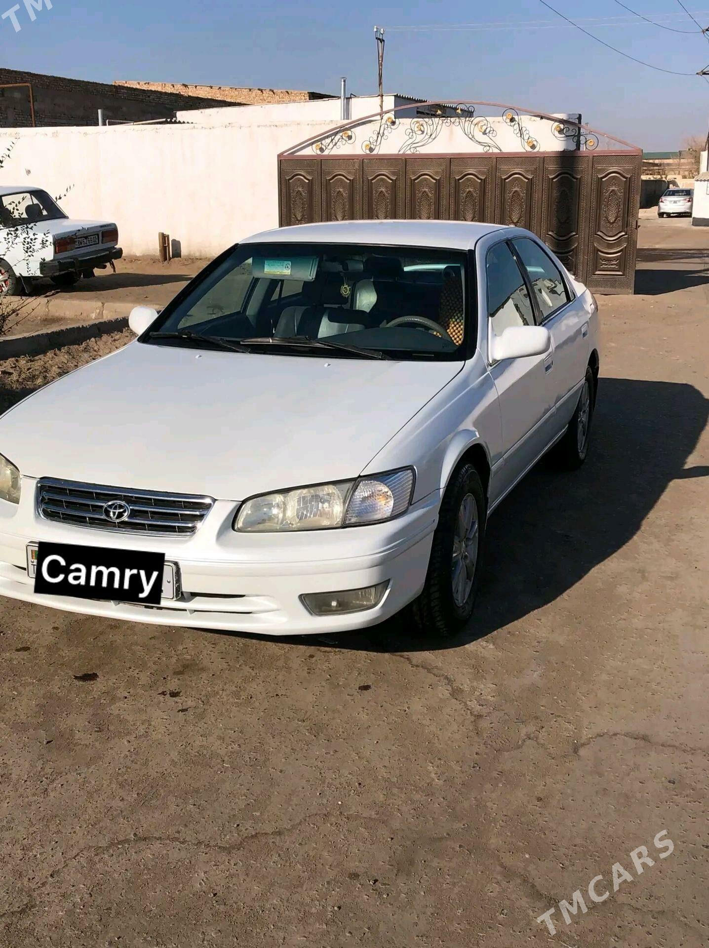 Toyota Camry 2000 - 143 000 TMT - Daşoguz - img 3