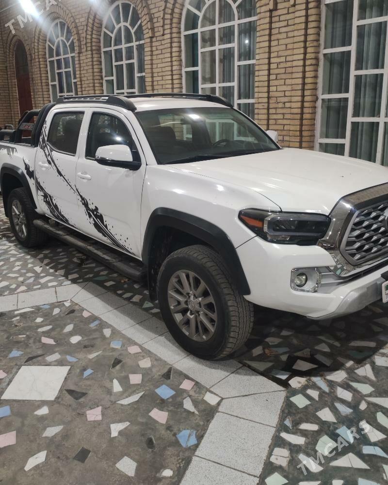 Toyota Tacoma 2022 - 380 000 TMT - Туркменабат - img 1