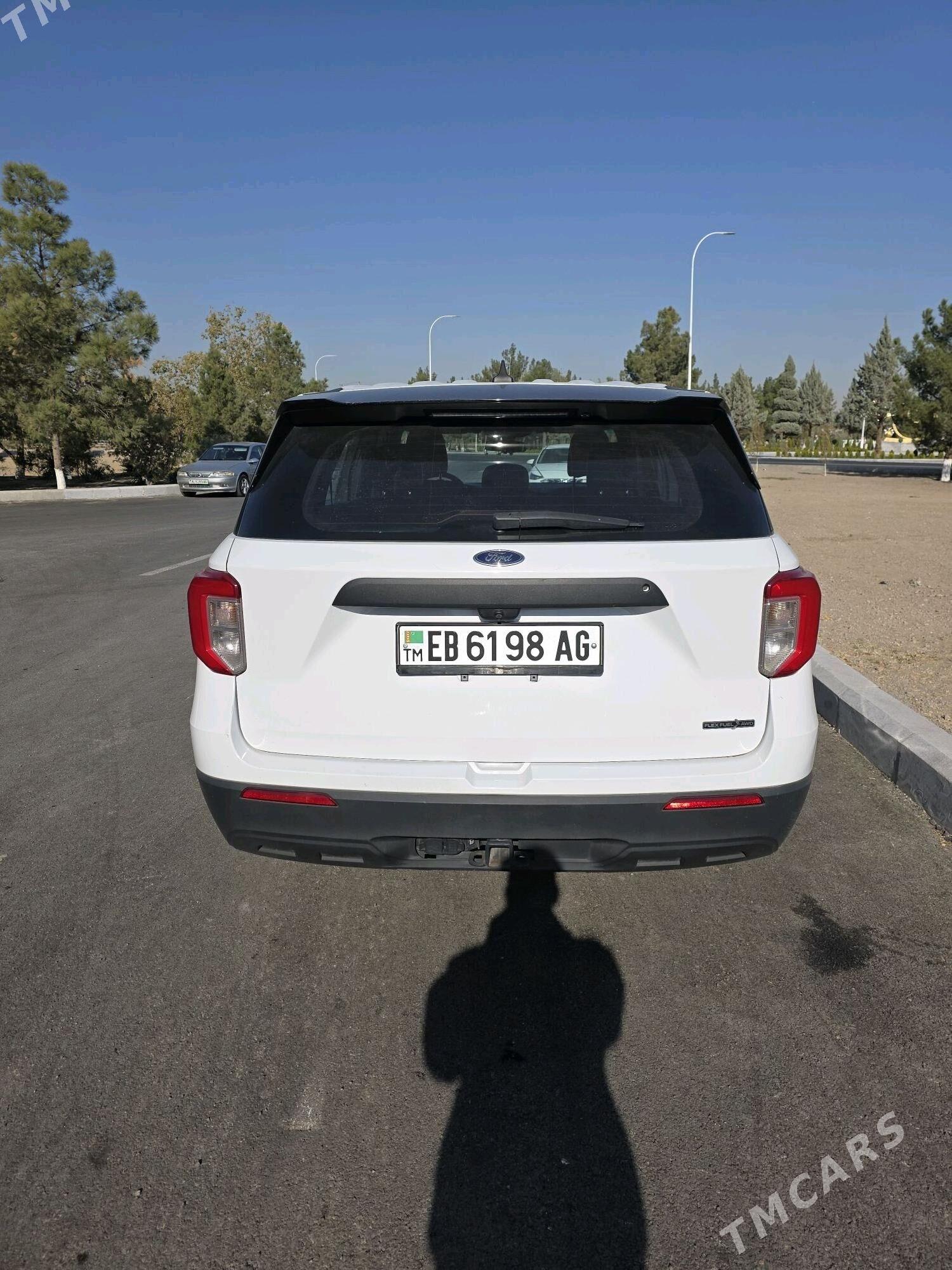 Ford Explorer 2022 - 290 000 TMT - Podwoýski köç. (Bitarap Türkmenistan şaýoly) - img 5