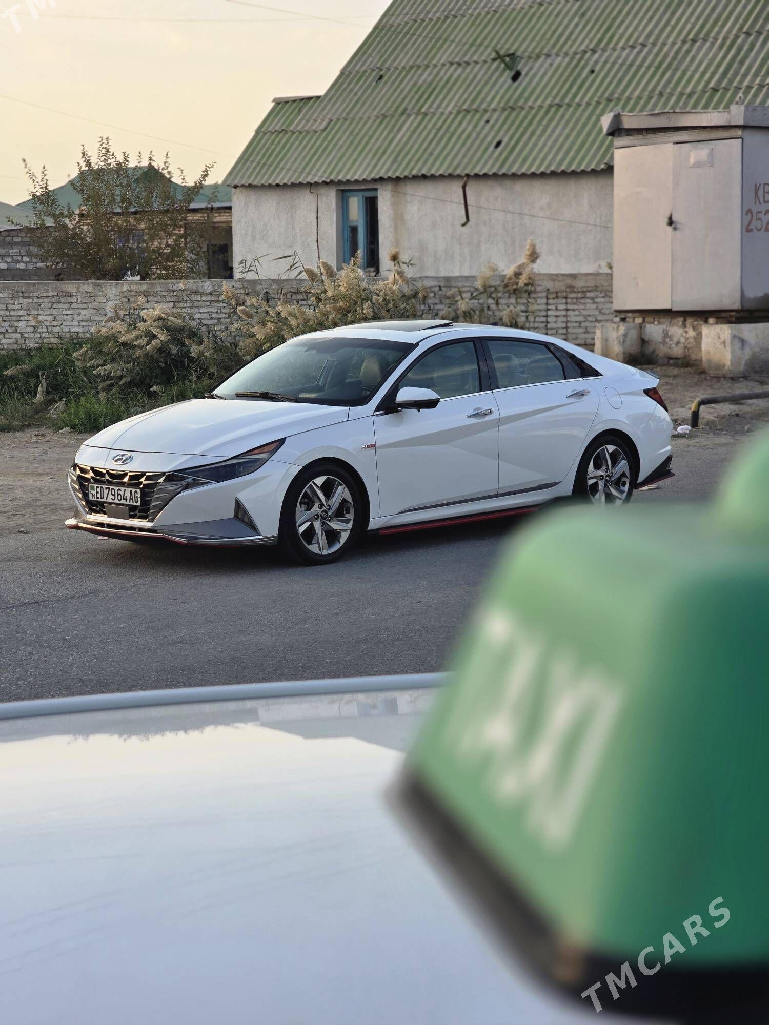 Hyundai Elantra 2021 - 270 000 TMT - Aşgabat - img 4