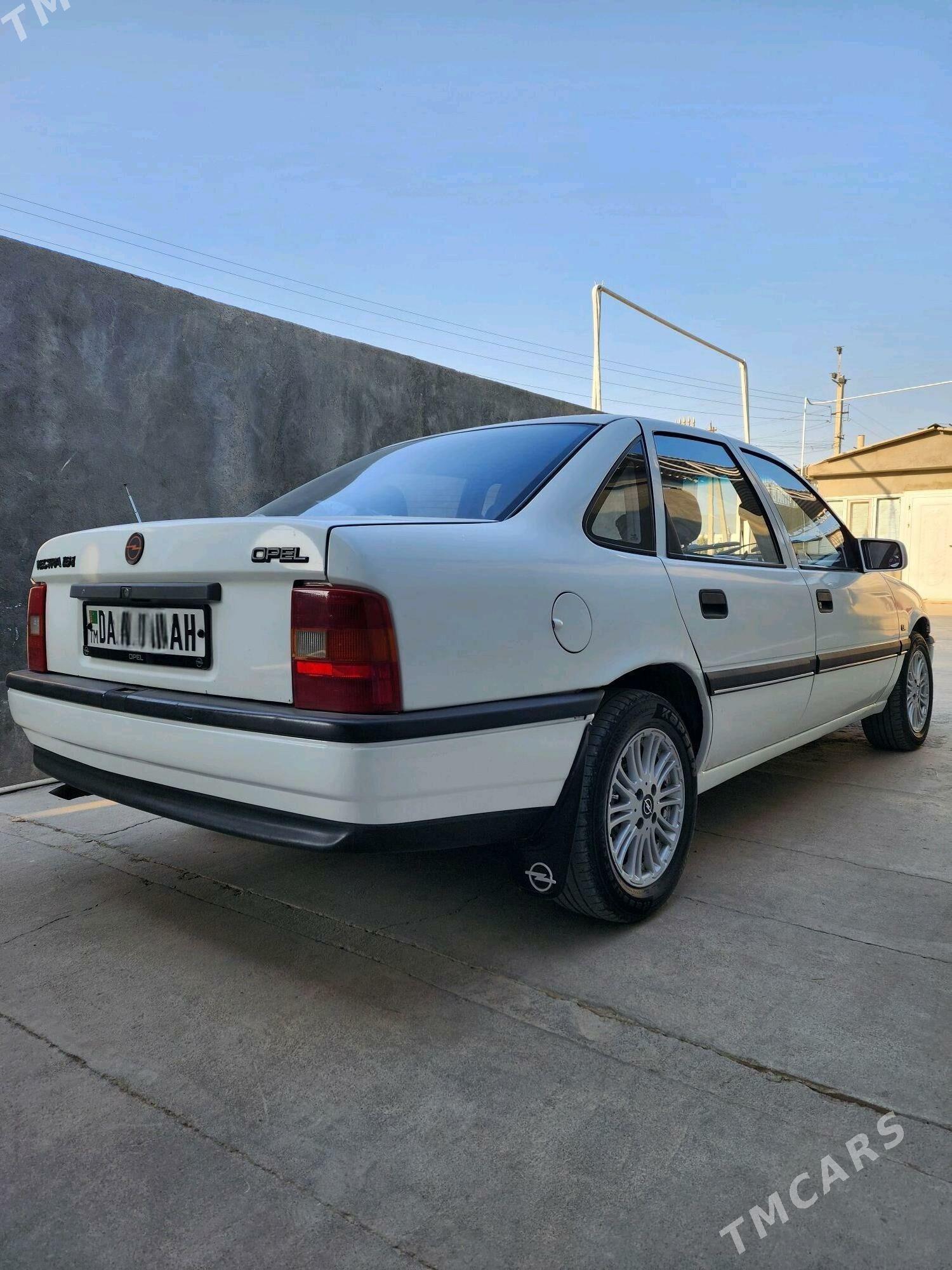 Opel Vectra 1992 - 40 000 TMT - Gökdepe - img 5