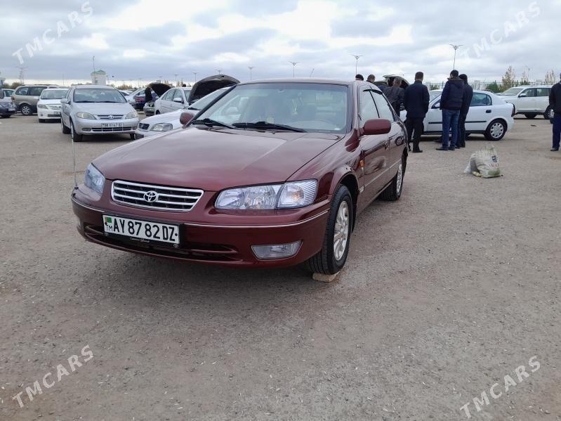 Toyota Camry 2000 - 200 000 TMT - Дашогуз - img 2