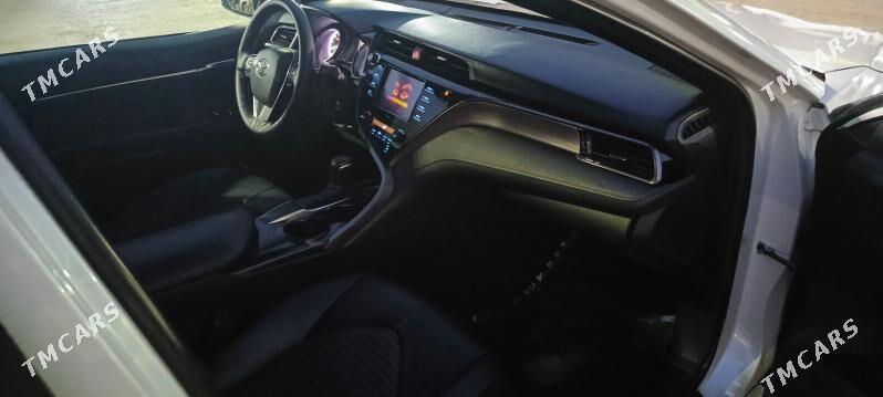 Toyota Camry 2019 - 400 000 TMT - Köşi - img 4