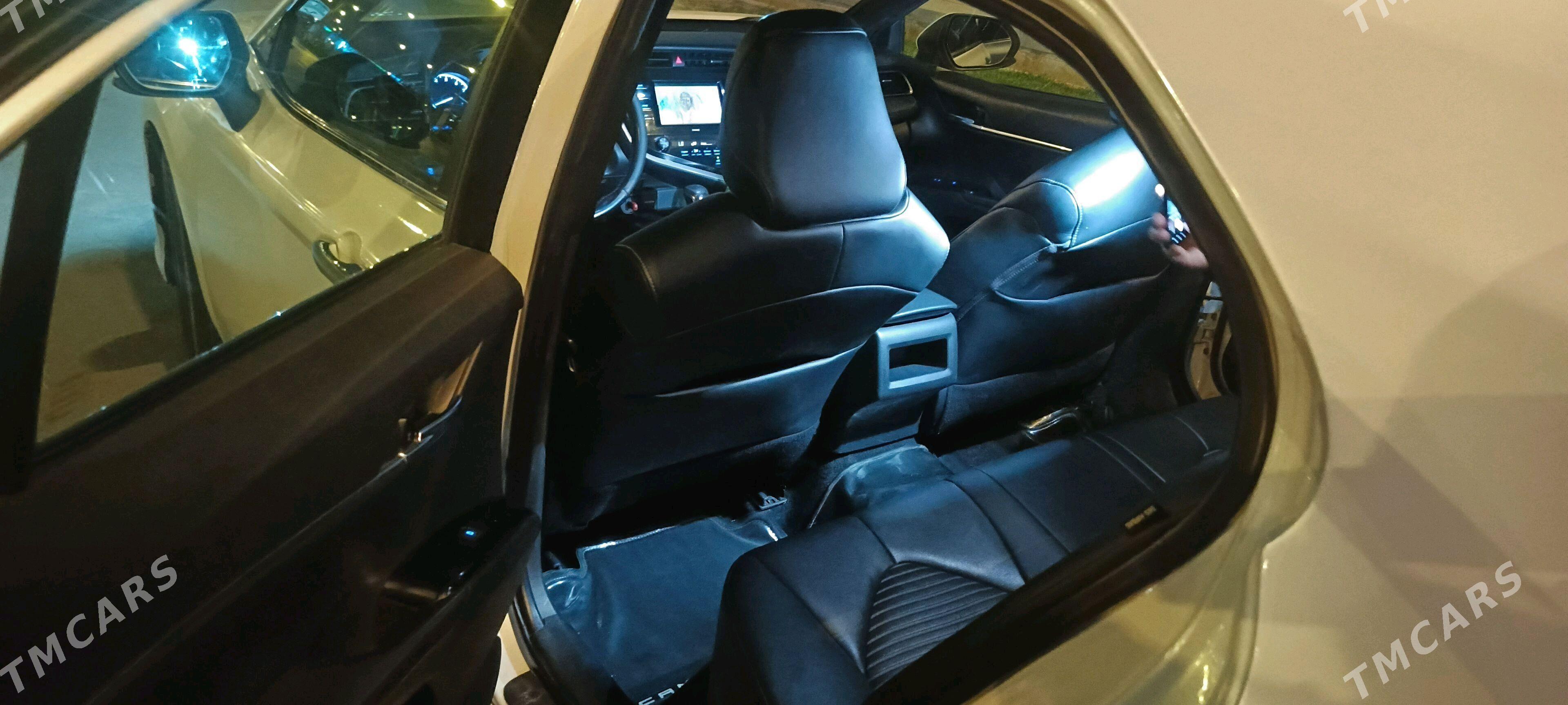 Toyota Camry 2019 - 400 000 TMT - Köşi - img 7