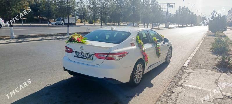Toyota Camry 2020 - 400 000 TMT - Кëши - img 4