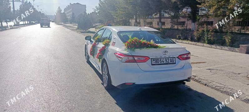 Toyota Camry 2020 - 400 000 TMT - Кëши - img 2