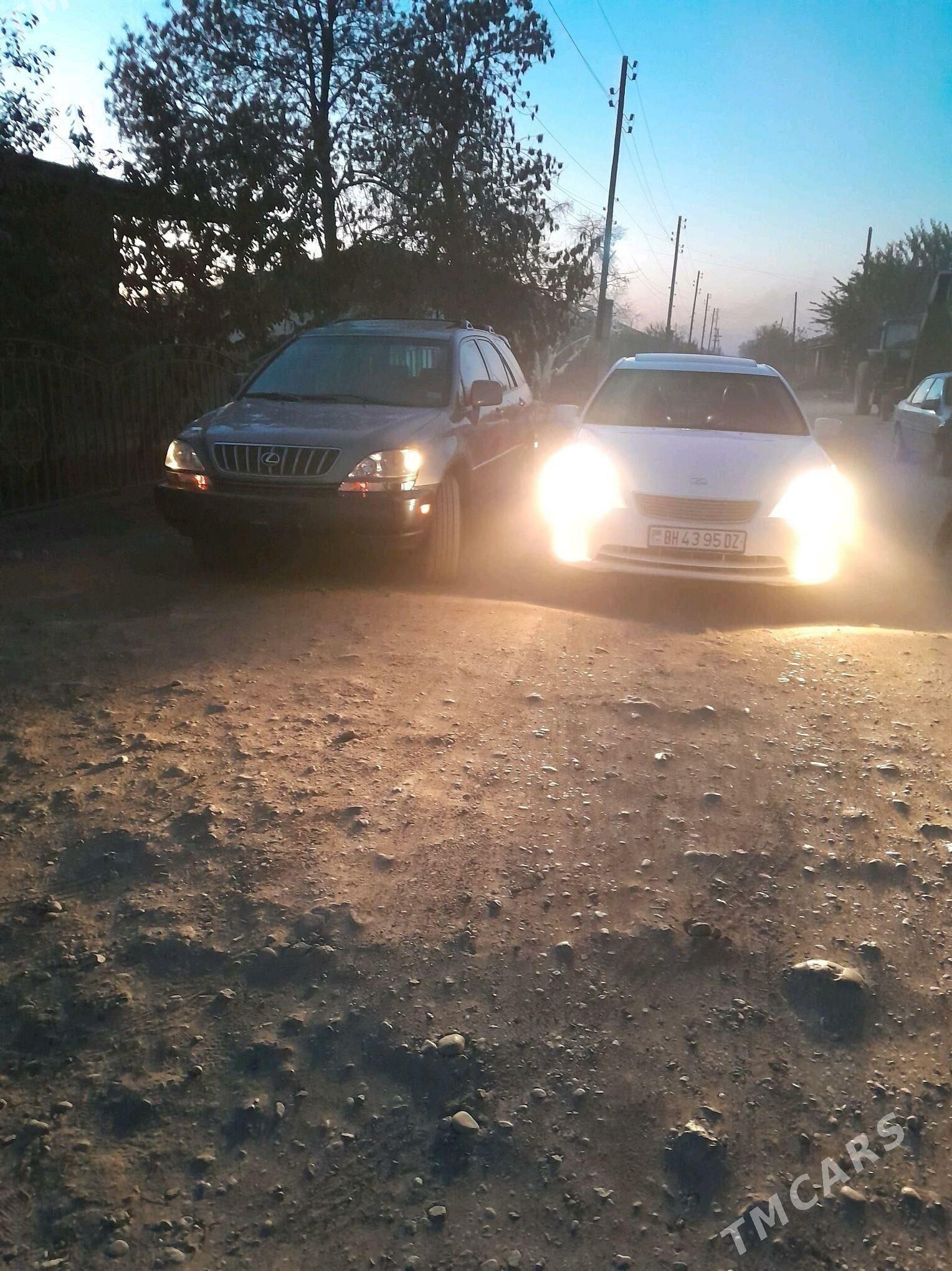 Lexus RX 300 2002 - 225 000 TMT - Дашогуз - img 2