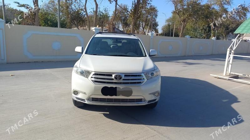 Toyota Highlander 2012 - 320 000 TMT - Байрамали - img 2