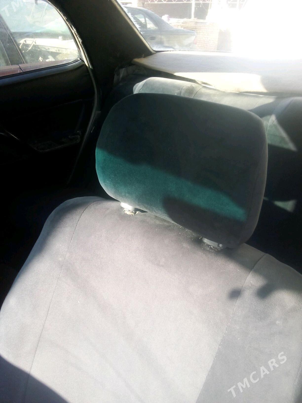 Toyota Camry 1995 - 32 000 TMT - Мары - img 4