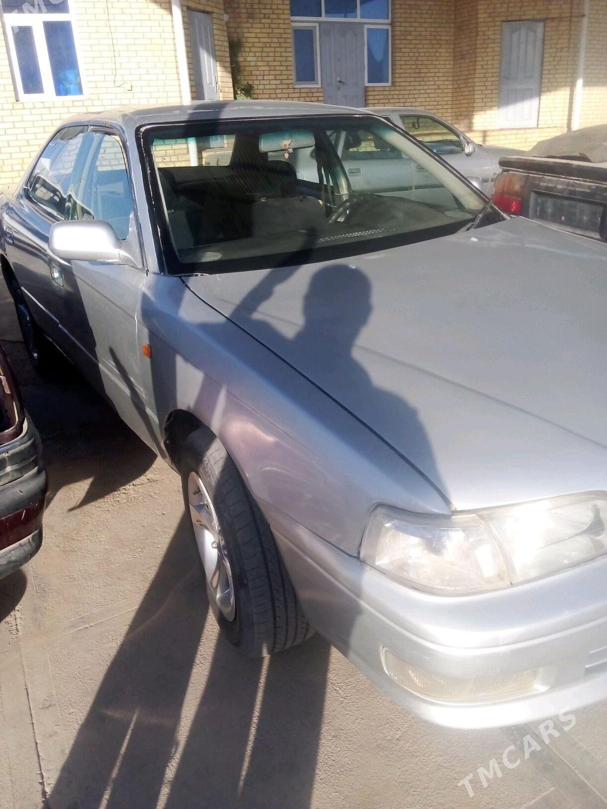 Toyota Camry 1995 - 32 000 TMT - Мары - img 2