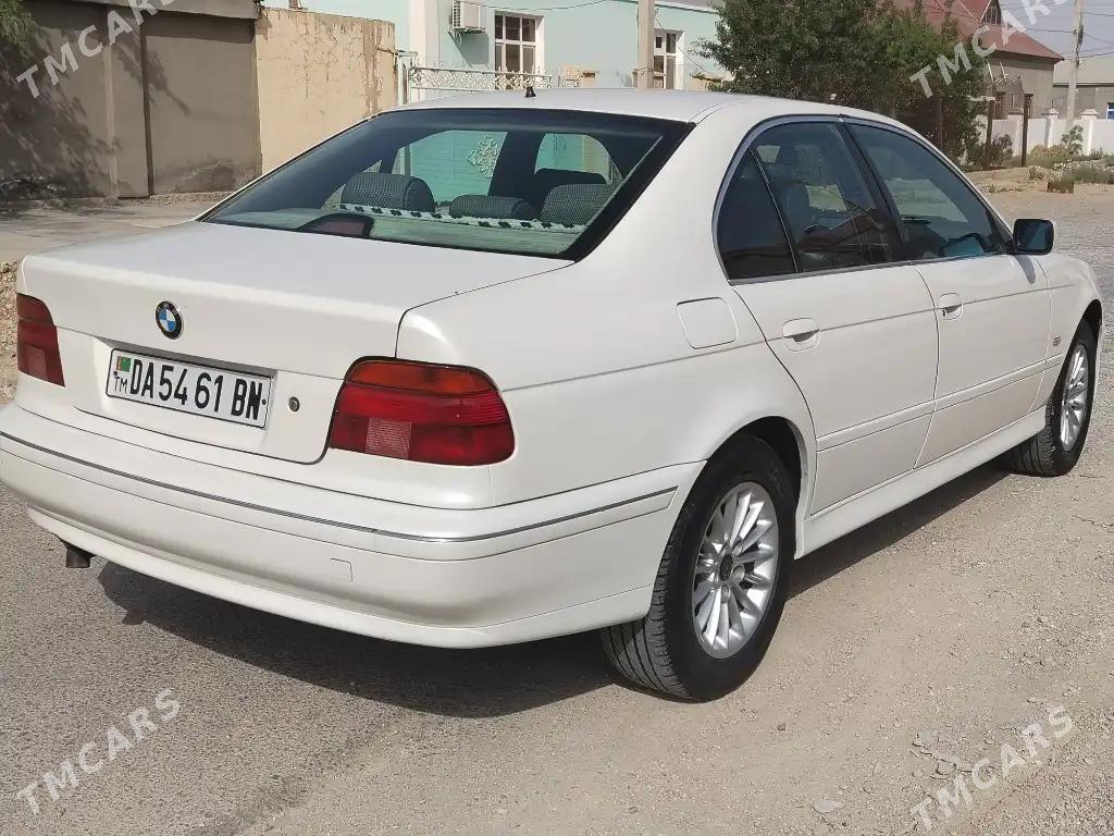 BMW E39 1996 - 80 000 TMT - Балканабат - img 2