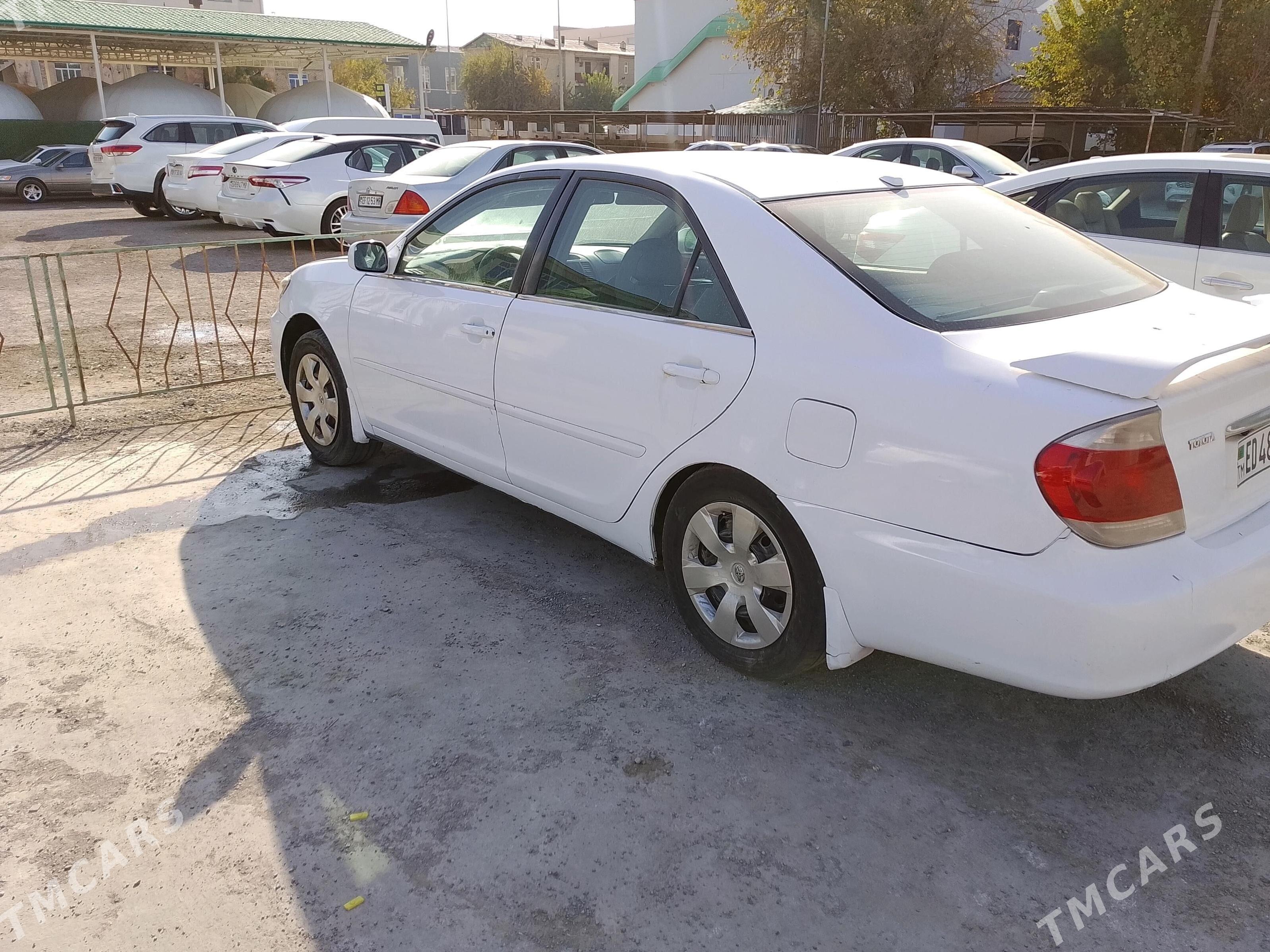 Toyota Camry 2004 - 91 000 TMT - Mary - img 4