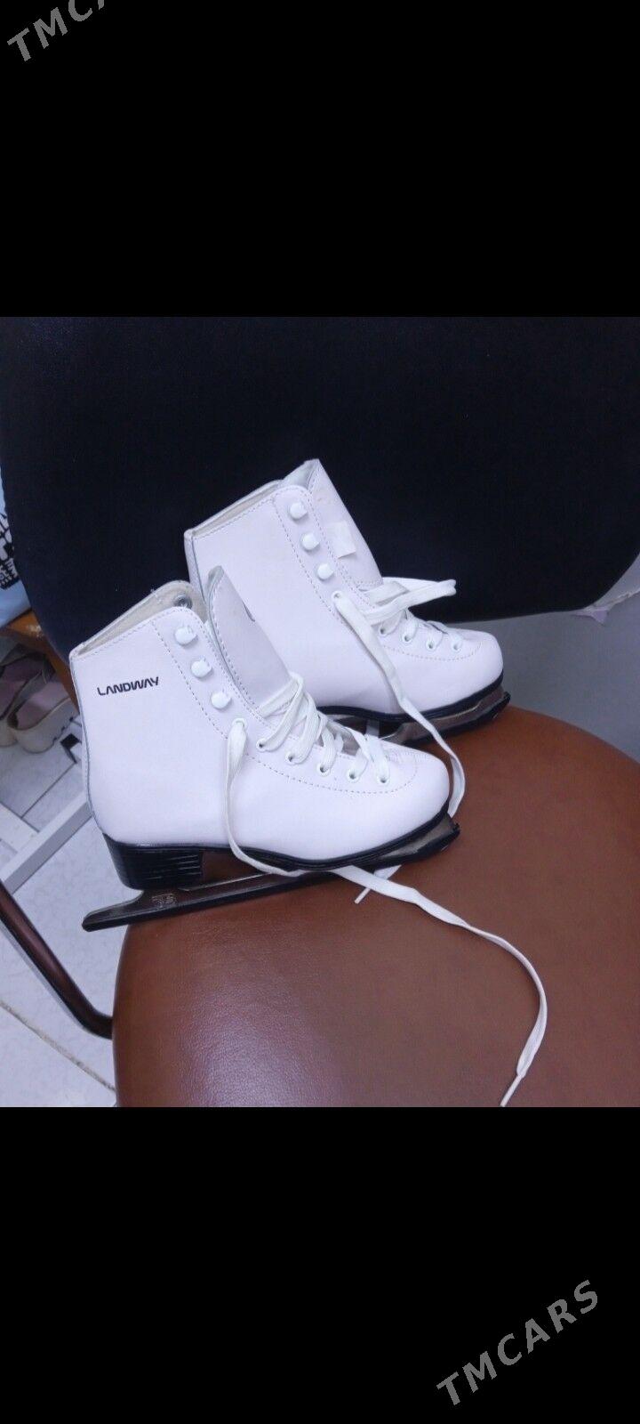 Коньки - 9 мкр - img 3