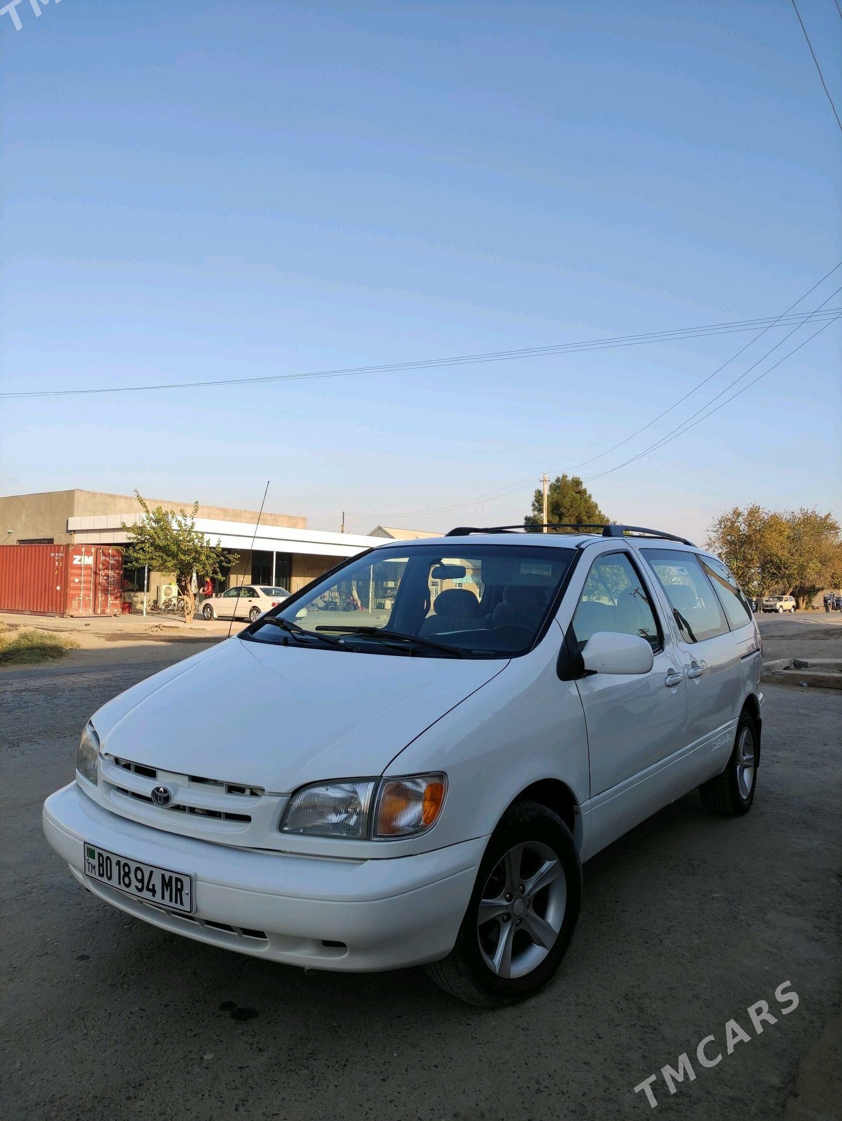 Toyota Sienna 1999 - 150 000 TMT - Мары - img 2