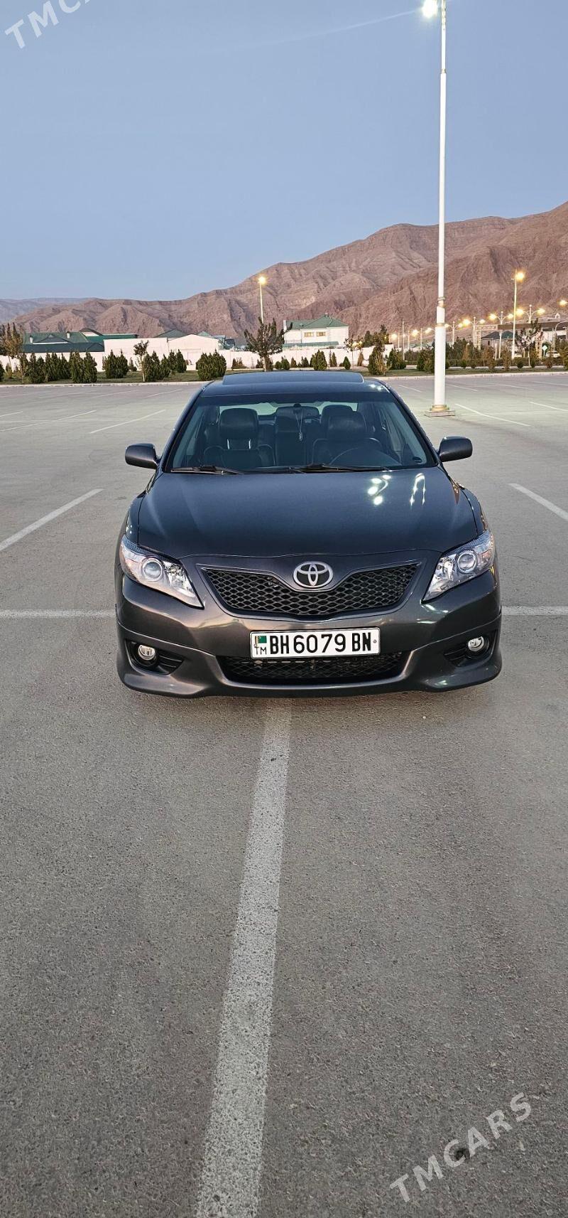 Toyota Camry 2010 - 220 000 TMT - Балканабат - img 2