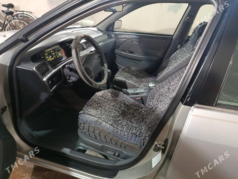 Toyota Camry 2000 - 160 000 TMT - Köneürgenç - img 9