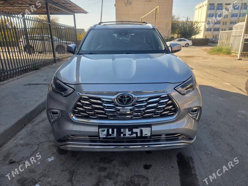 Toyota Highlander 2022 - 550 000 TMT - Туркменабат - img 1