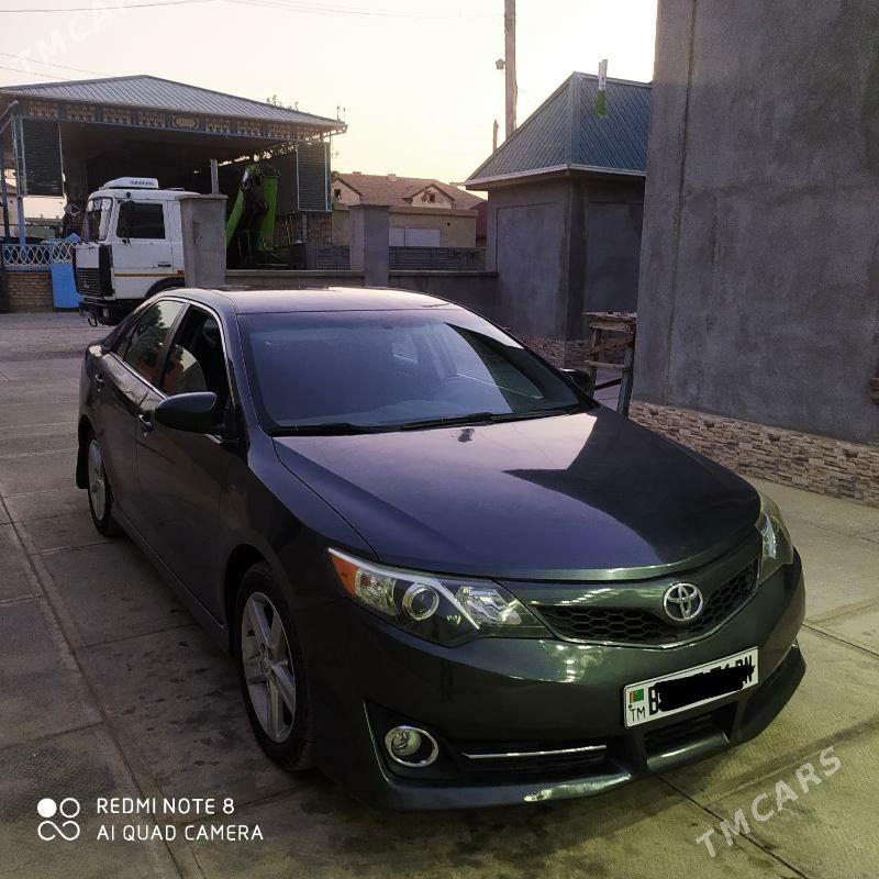 Toyota Camry 2011 - 200 000 TMT - Балканабат - img 4