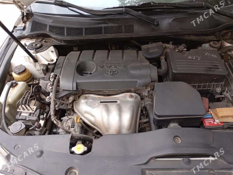 Toyota Camry 2011 - 195 000 TMT - Теджен - img 6