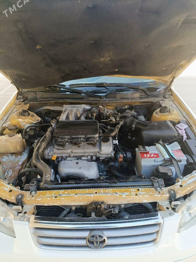 Toyota Camry 2002 - 220 000 TMT - Baýramaly - img 5