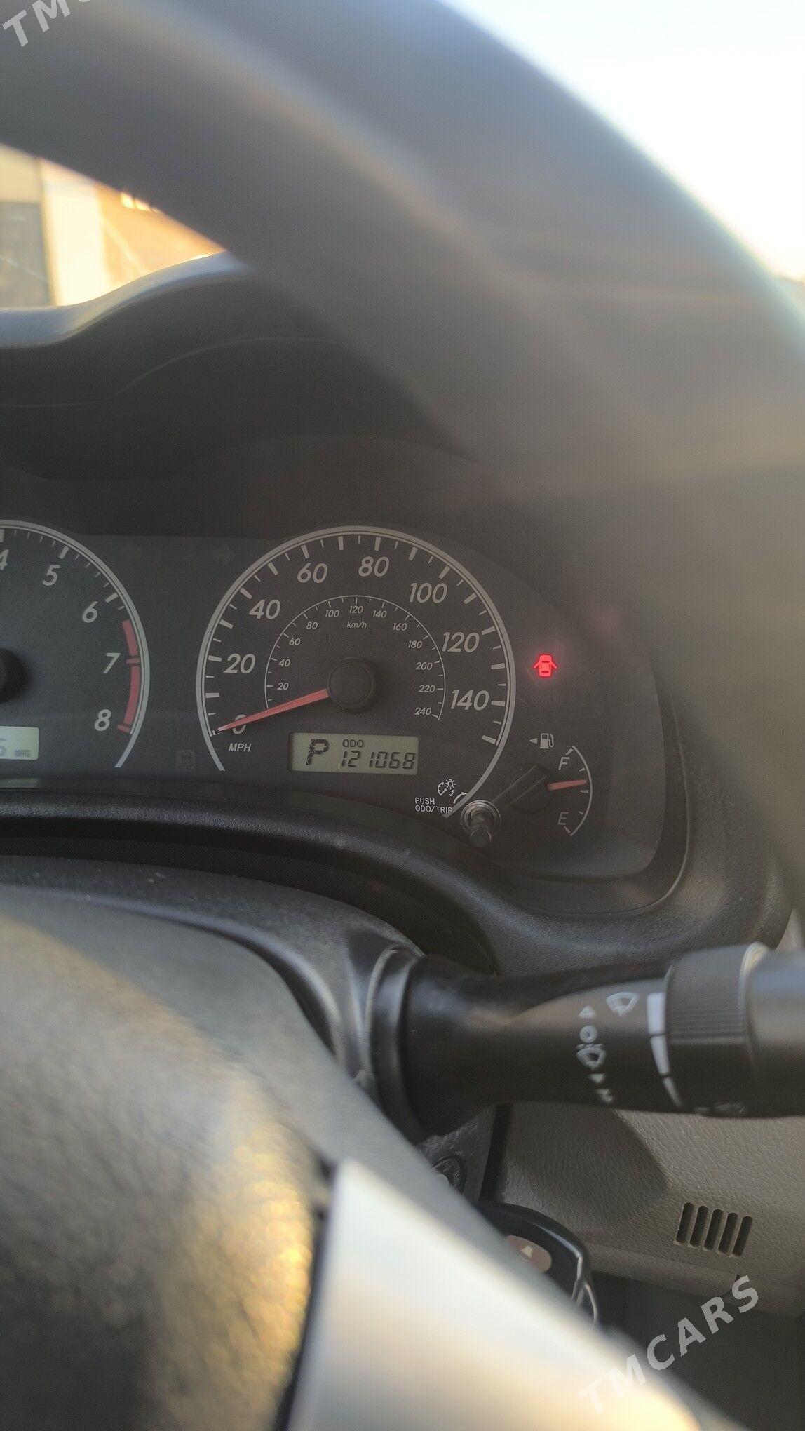 Toyota Corolla 2011 - 150 000 TMT - Мары - img 8