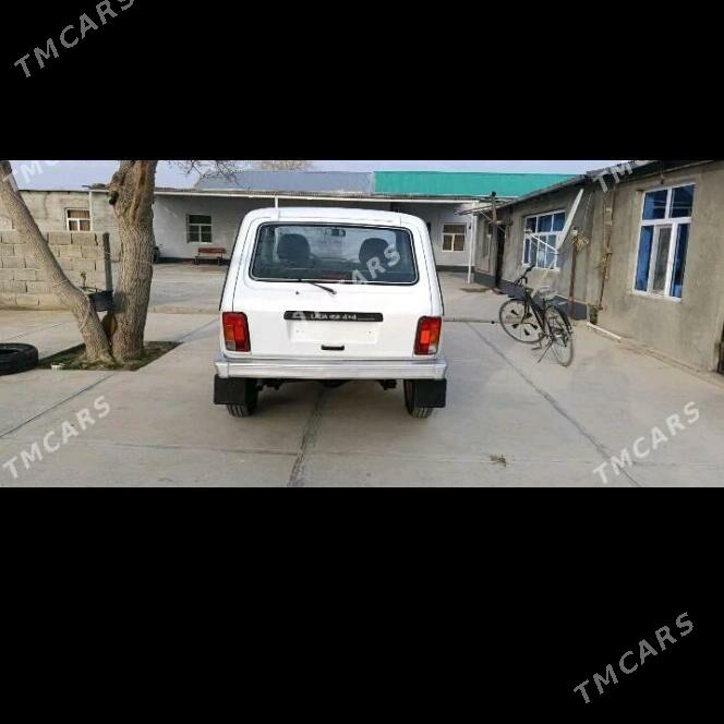 Lada Niva 2008 - 90 000 TMT - Бахарден - img 4