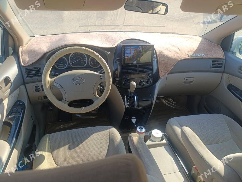 Toyota Sienna 2005 - 250 000 TMT - Губадаг - img 5