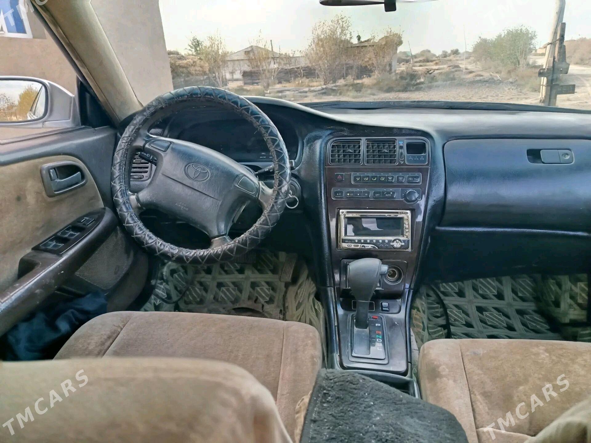 Toyota Mark II 1995 - 70 000 TMT - Köneürgenç - img 5