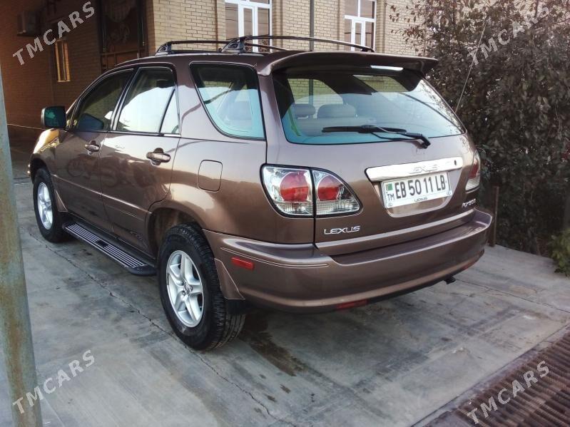 Lexus RX 300 2000 - 180 000 TMT - Саят - img 3