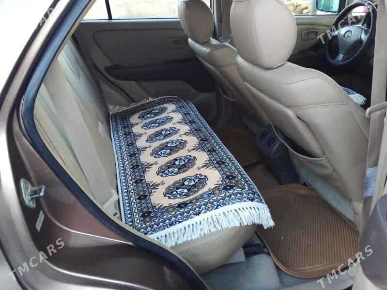 Lexus RX 300 2000 - 180 000 TMT - Саят - img 6