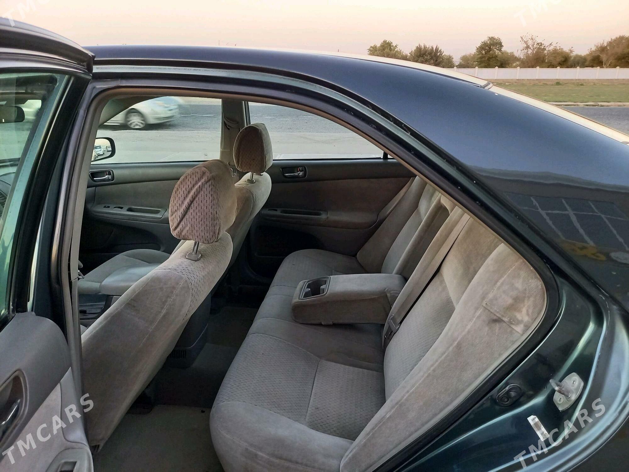 Toyota Camry 2003 - 150 000 TMT - Мары - img 8