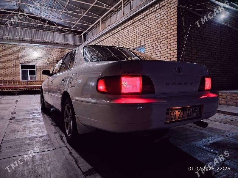 Toyota Camry 1995 - 106 000 TMT - Мары - img 7