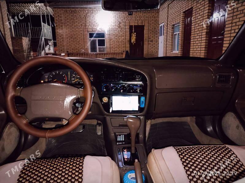 Toyota Camry 1995 - 106 000 TMT - Мары - img 3