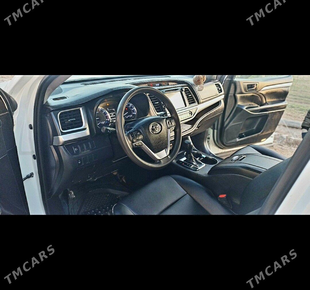 Toyota Highlander 2019 - 400 000 TMT - Болдумсаз - img 4