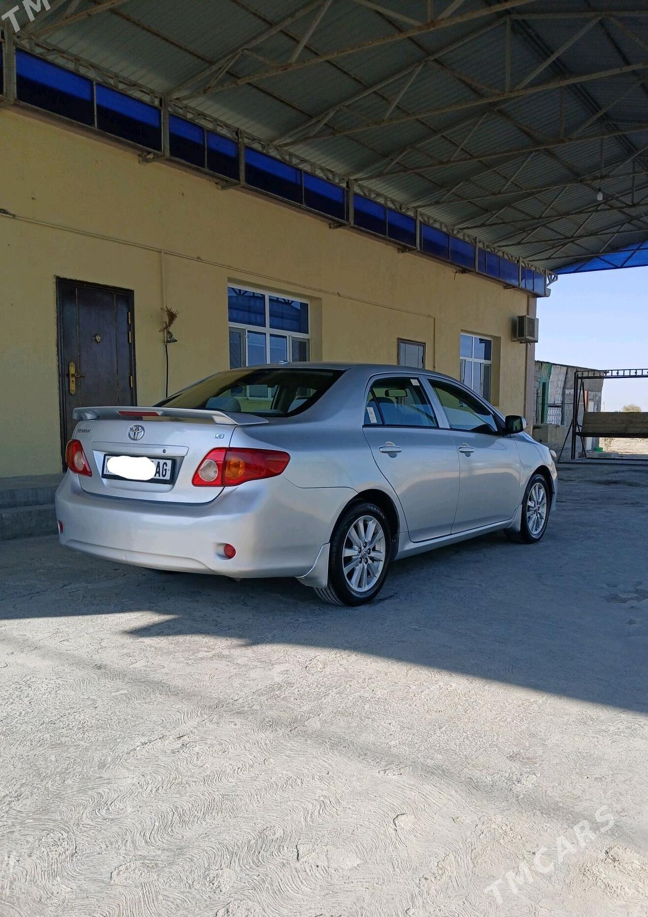 Toyota Corolla 2010 - 153 000 TMT - Aşgabat - img 4