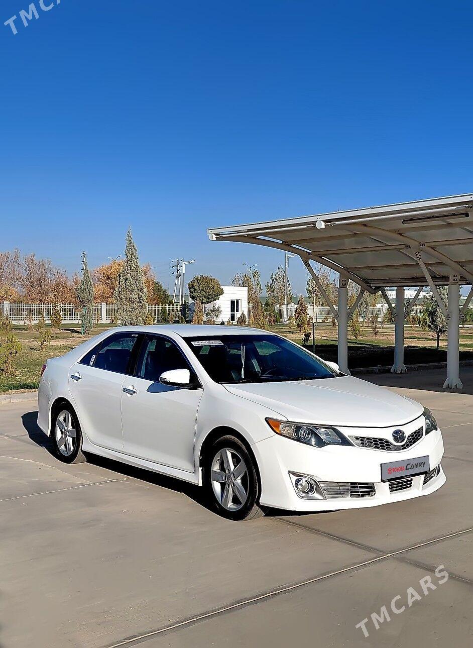 Toyota Camry 2012 - 245 000 TMT - Дашогуз - img 3