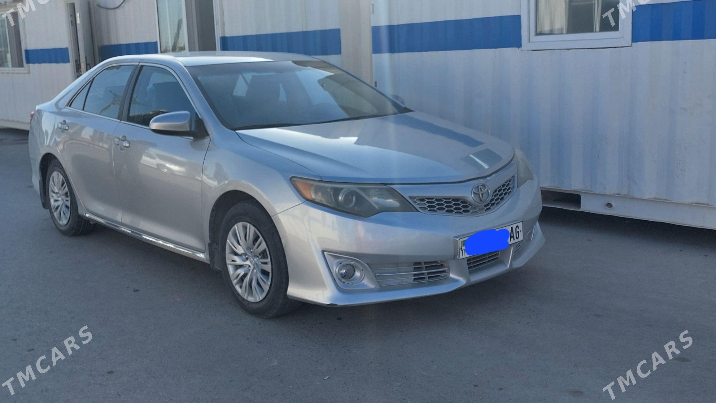Toyota Camry 2013 - 280 000 TMT - Parahat 6 - img 3
