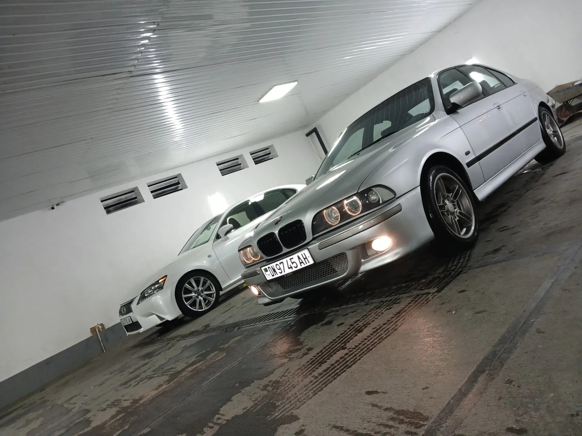 BMW E39 2001 - 120 000 TMT - Кака - img 5