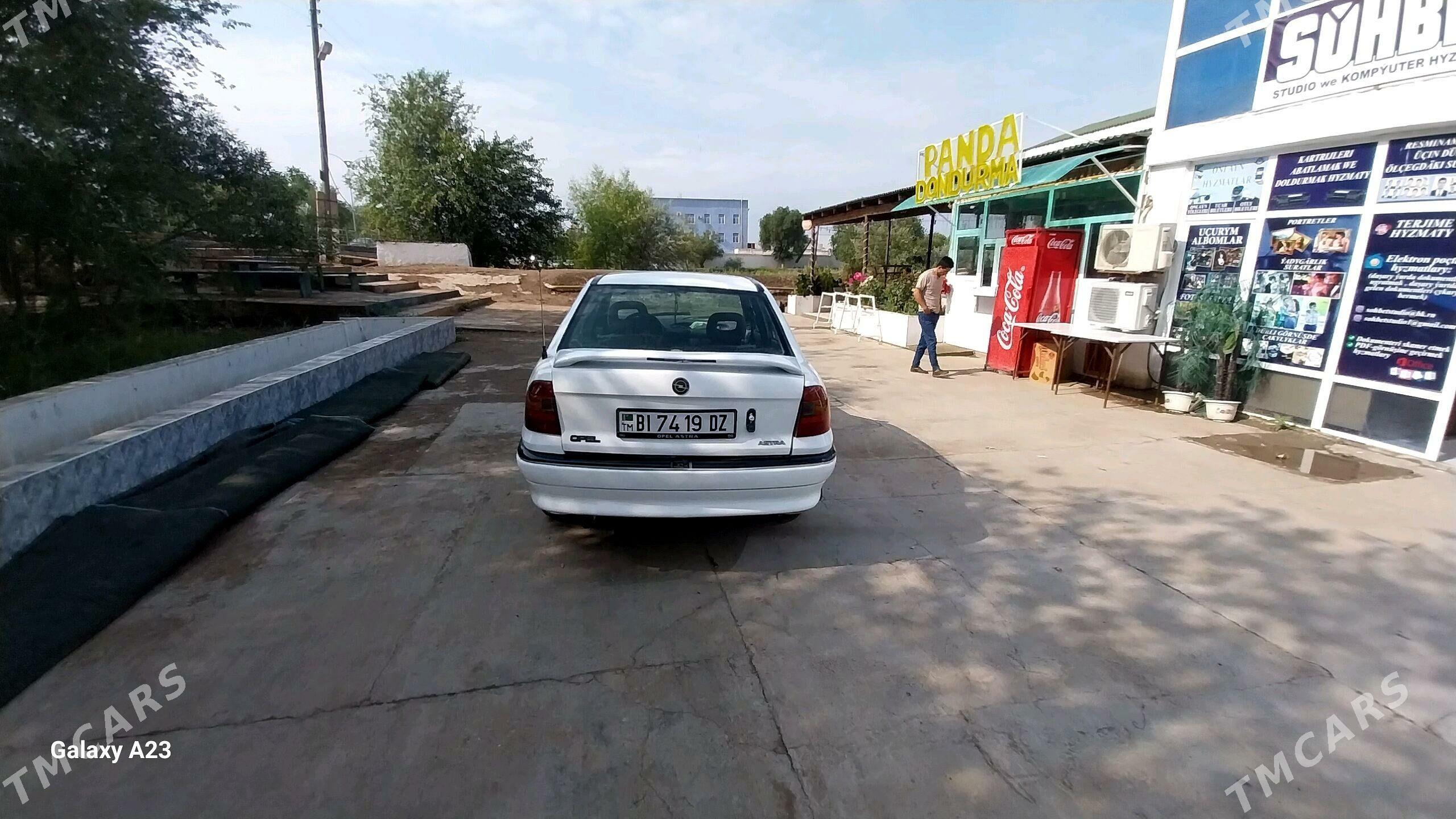 Opel Astra 1992 - 30 000 TMT - етр. Туркменбаши - img 2