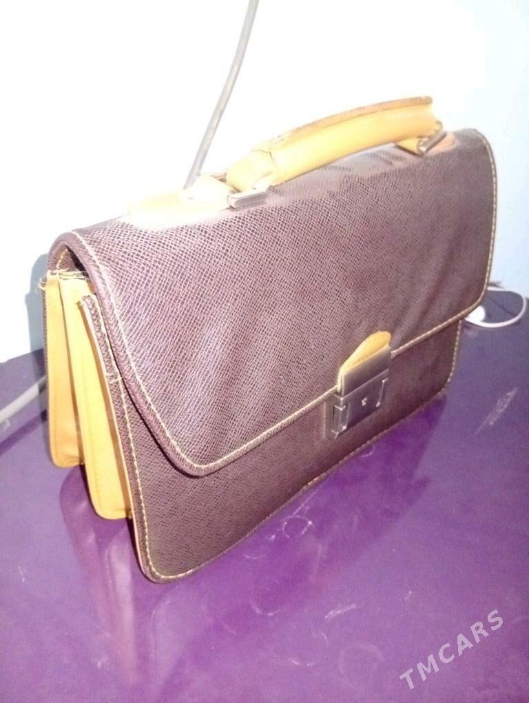 Elde goterilyan barsetka - Podwoýski köç. (Bitarap Türkmenistan şaýoly) - img 2